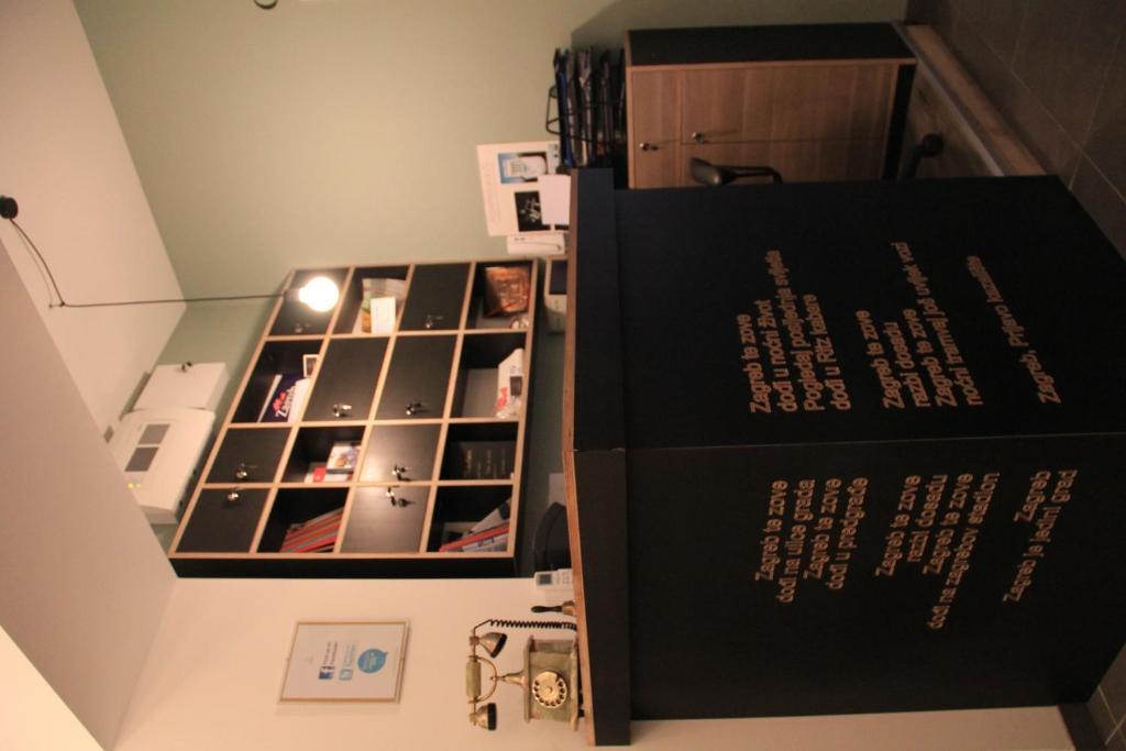 Bed&Breakfast Studio Kairos Zagreb Bagian luar foto