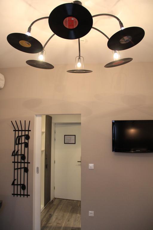 Bed&Breakfast Studio Kairos Zagreb Bagian luar foto